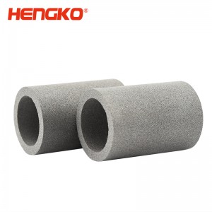 環(huán)保設(shè)備粉末燒結(jié)不銹鋼濾管筒精度高通透性強(qiáng)